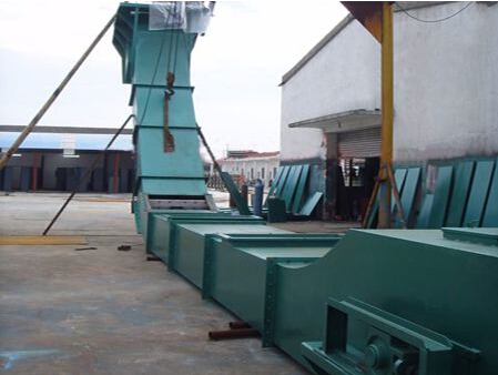 埋刮板輸送機的使用特點